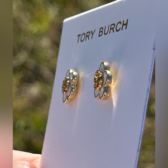 NWOT Tory Burch Kira Flower Stud Earrings - Picture 6 of 8